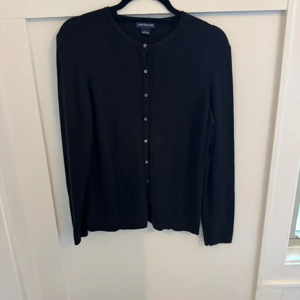 Vintage Ann Taylor 100% Silk Black Cardigan Size Large Button Front Quiet Luxury